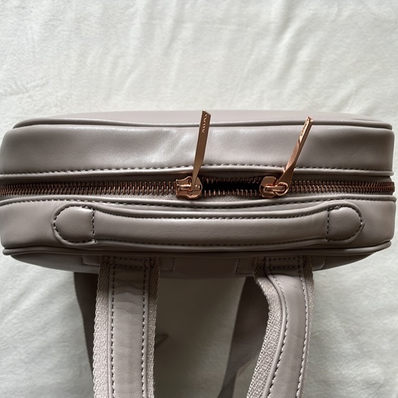 MATT & NAT Alex Vegan Backpack in Veil - Picture 10 of 15